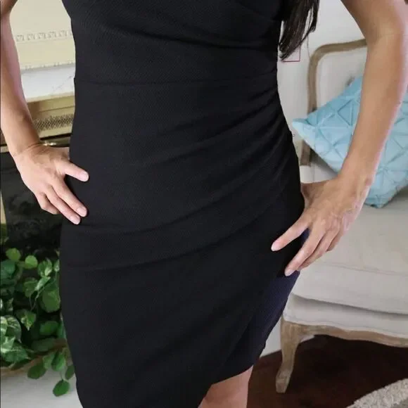 Bisou Bisou Dress - Picture 4 of 4